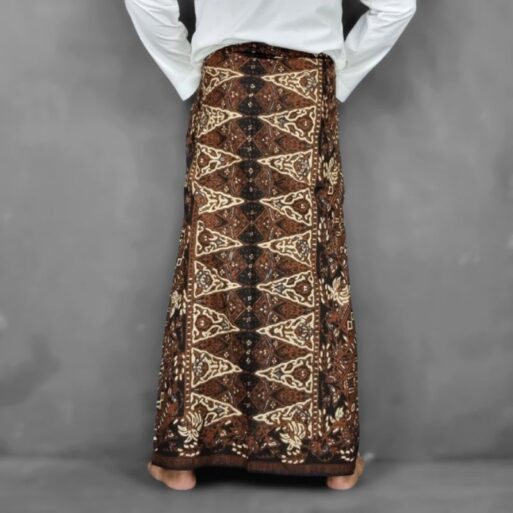Sarung Batik Tradisional Lar Gurda